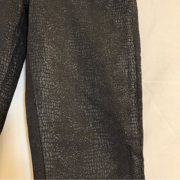 GJG Skinny black pants with shiny snake print size 1 - Picture 5 of 8